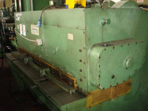 Cesoia a ghigliottina meccanica CENTEMERO