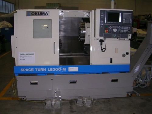 Tornio a CNC OKUMA