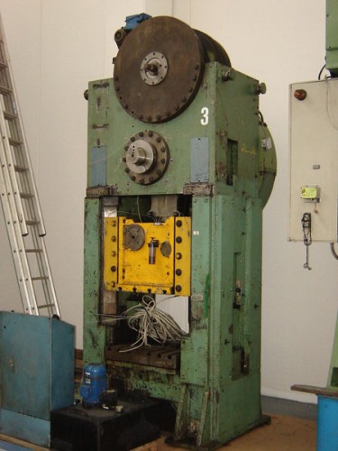 Press straight sided press SN