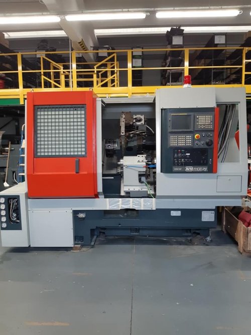 Tornio a CNC AVM ANGELINI