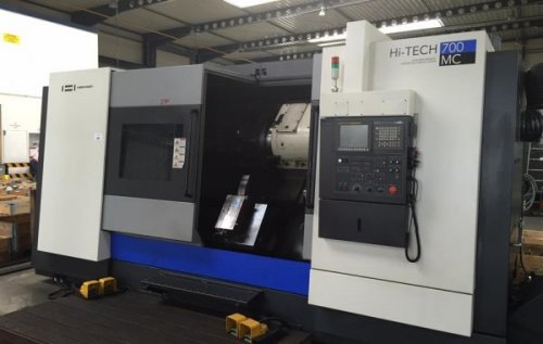 Torno a cnc HWACHEON