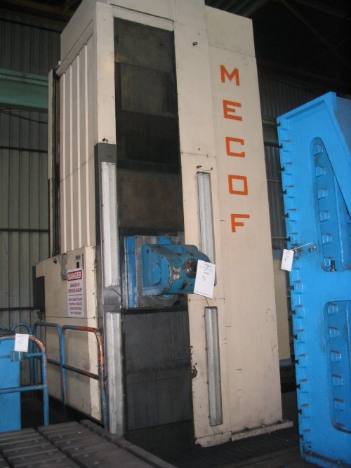 Milling machine bed type MECOF M 300/B