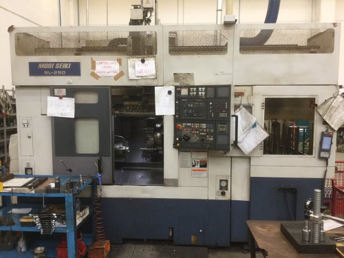 Tornio a CNC MORI SEIKI