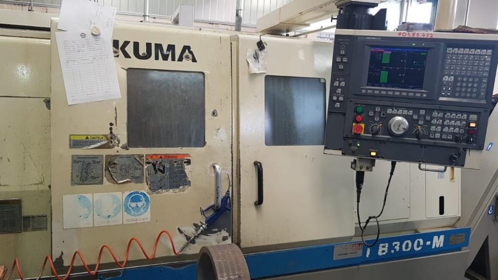 Tornio a CNC OKUMA LB 300 M Big Bore