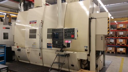 Tornio verticale OKUMA & HOWA