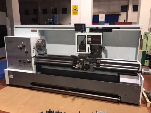 Lathe centre lathe PINACHO