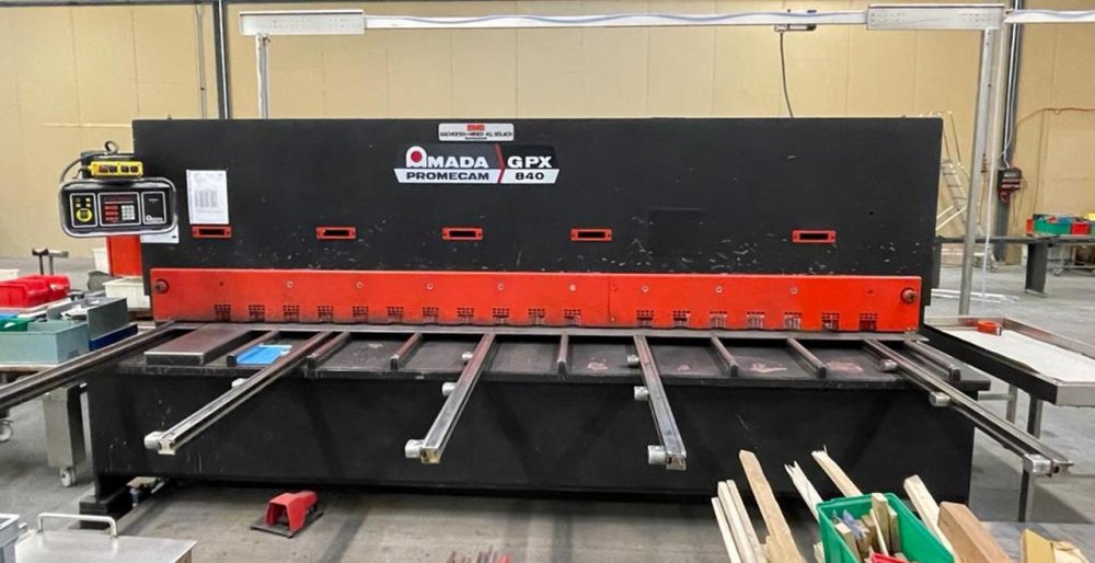 Shears hydraulyc guillotine shears AMADA GPX 840 - CNC PROMECAM