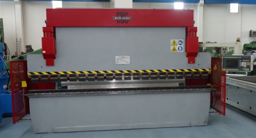 Pressa piegatrice CBC