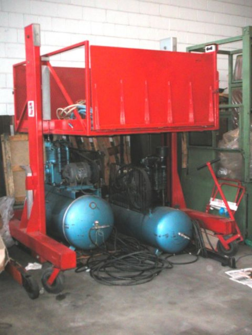 Lift truck/lifting apparatus ORMIC