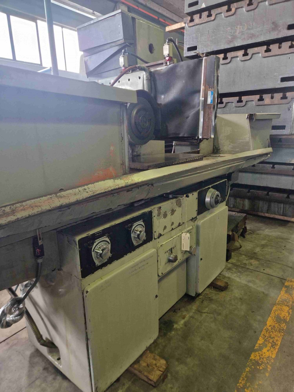 Rettificatrice per piani CHA & SADY RTH 1400