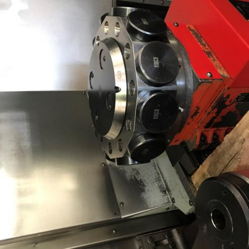 Tornio a CNC EMCO