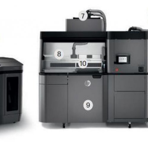 Différentes machines Hewlett-Packard HP Jet Fusion 4200
