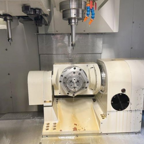 Centro di lavorazione verticale SCHAUBLIN 51 5AX -