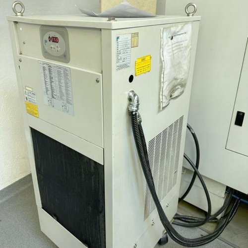 Centro di lavorazione verticale SCHAUBLIN 51 5AX -