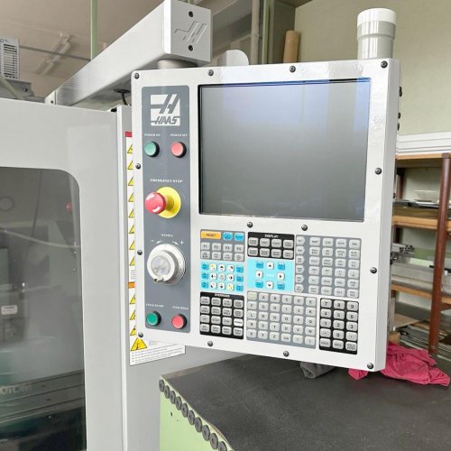 Centro di lavorazione verticale HAAS TM-1PHE