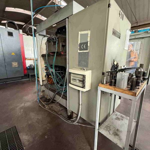 Fresatrice verticale DECKEL MAHO DMU 50 T CNC