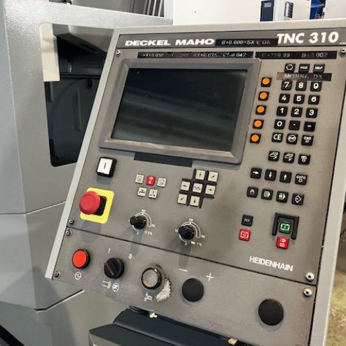 Centro di lavorazione verticale DECKEL MAHO DMU 50 M