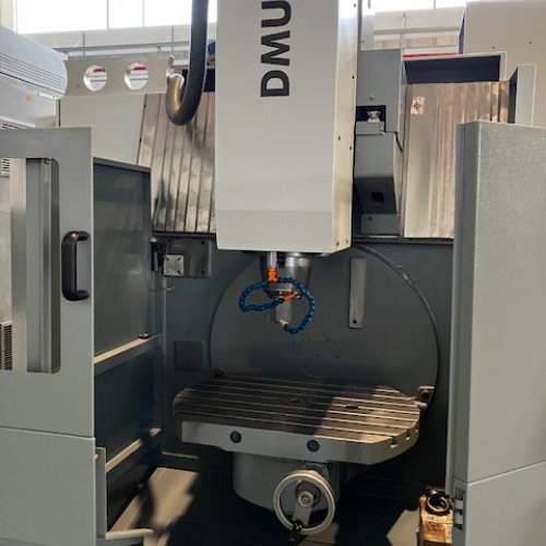 Centro di lavorazione verticale DECKEL MAHO DMU 50 M