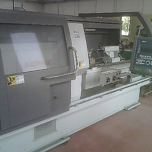 torno a cnc MOMAC