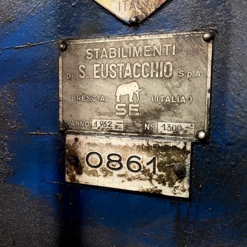 Pressa S. EUSTACCHIO 450 T.