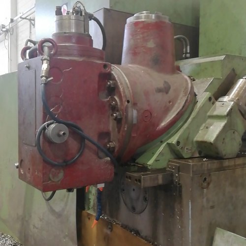 Milling machine bed type TOS