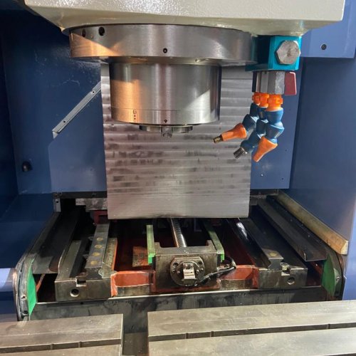 Centro di lavorazione verticale FAMUP MOD MMV 160