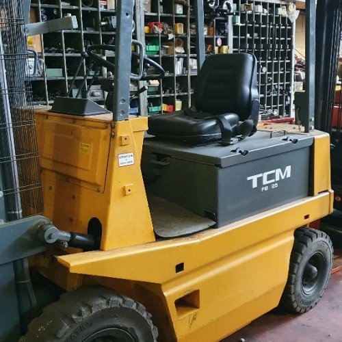 lift truck/lifting apparatus TCM 25 q