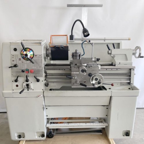 tornio parallelo COLCHESTER MASTER 2500