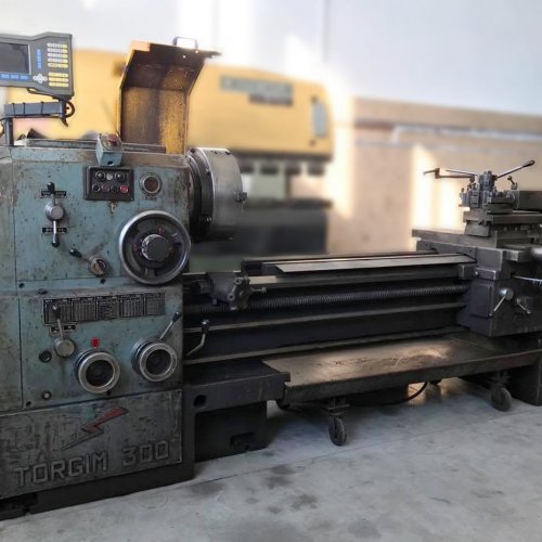 lathe centre lathe Torgim 300