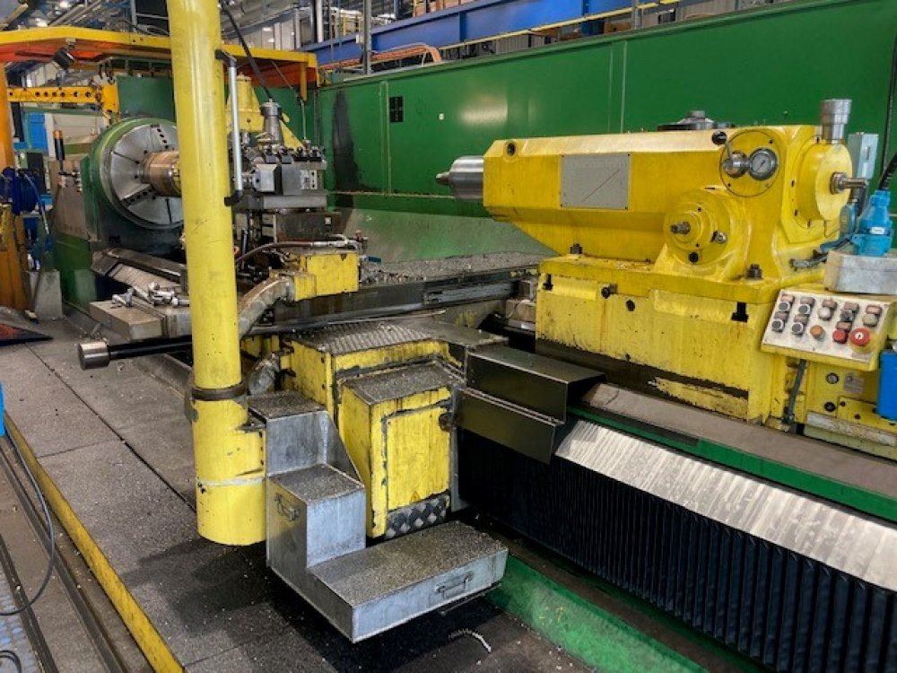 Tornio parallelo TACCHI HD 1200 CNC