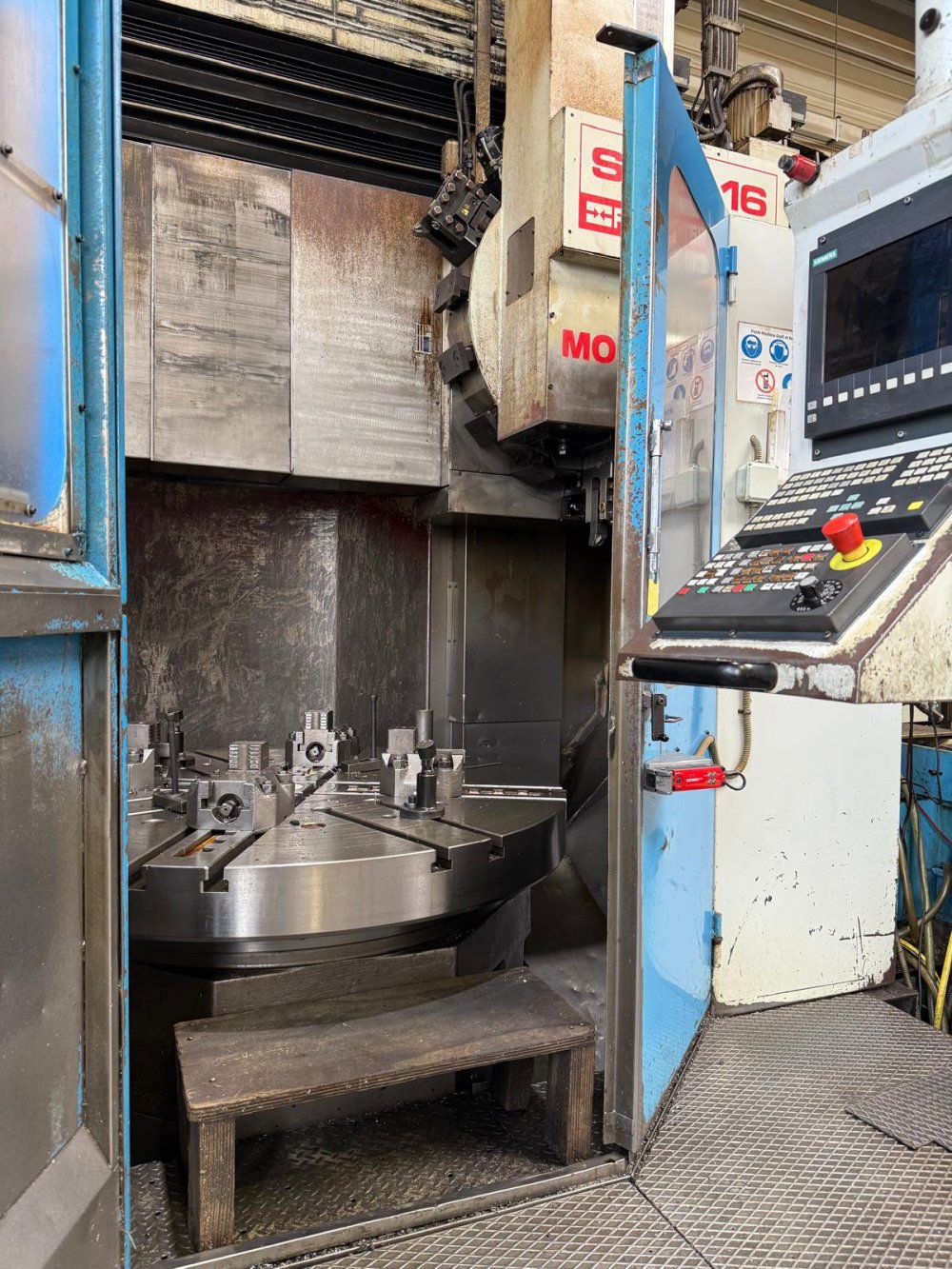 Tornio verticale TOS SKIQ 16 B CNC